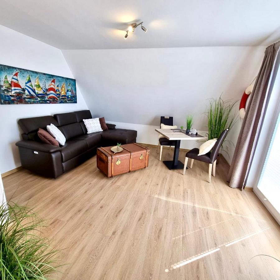 Haus Nordseeschatz Appartement 14 Sonnendeck Büsum Esterno foto